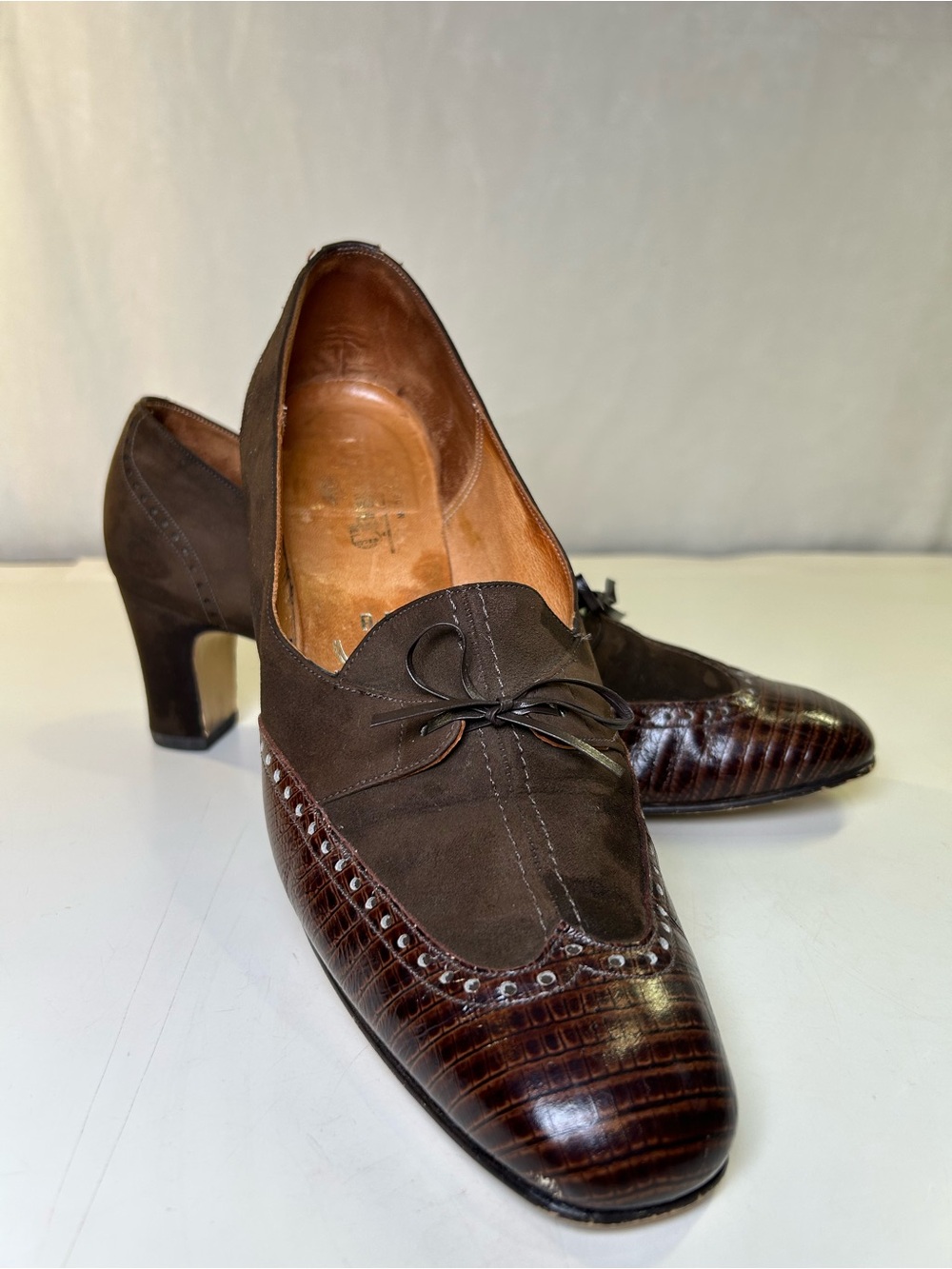 Church's Hilary Brown Leather Wingtip Heeled Oxfords Size UK 11 / US 12 Narrow